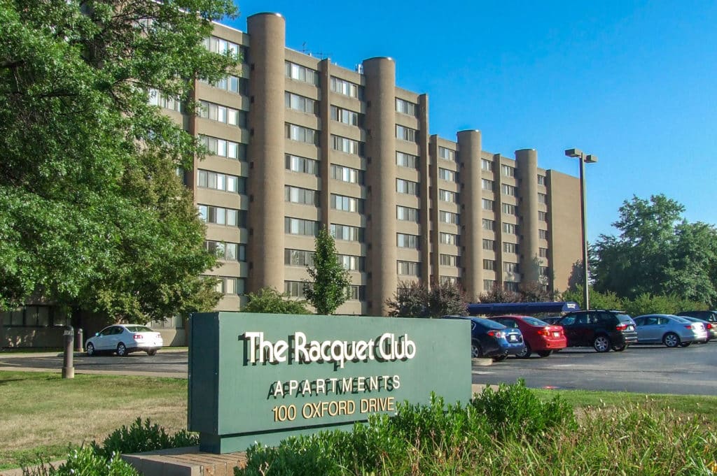 The Racquet Club Apartments, Oxford Development Company, Oxford Residential Community Management, Monroeville Apartment Rentals.